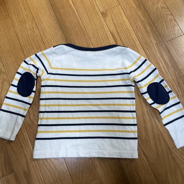 PETIT BATEAU(プチバトー)のPETIT BATEAU プチバトー　ボーダー　カットソー　肘当て　キッズ キッズ/ベビー/マタニティのキッズ服男の子用(90cm~)(Tシャツ/カットソー)の商品写真