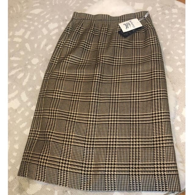 BURBERRY(バーバリー)の約5万未使用タグ付きバーバリーズ 上質ウールシルク混チェック柄スカート♫ レディースのスカート(ロングスカート)の商品写真