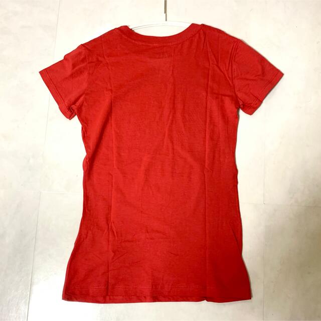 ARMANI EXCHANGE(アルマーニエクスチェンジ)の新品　タグ付　 A/X アルマーニ　エクスチェンジ　Tシャツ　XS レッド レディースのトップス(Tシャツ(半袖/袖なし))の商品写真