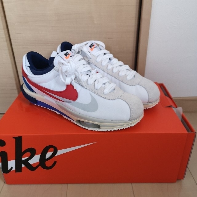 NIKE(ナイキ)のsacai cortez White and University Red　29 メンズの靴/シューズ(スニーカー)の商品写真