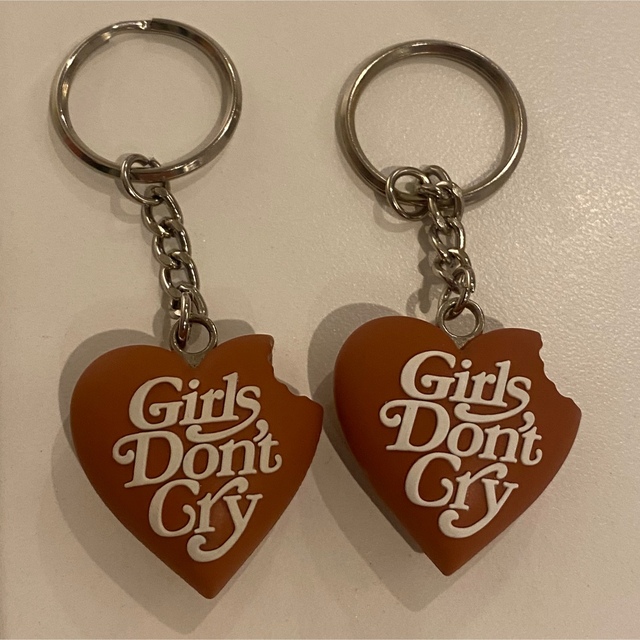 HUMAN MADE Girls Don't Cry été キーホルダー verdy 2個の通販 by shop｜ヒューマンメイドならラクマ