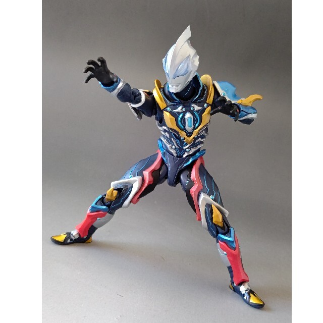 BANDAI(バンダイ)のS.H.F. ウルトラマンジード ギャラクシーライジング エンタメ/ホビーのフィギュア(特撮)の商品写真