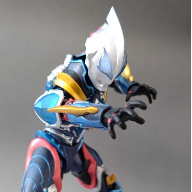 BANDAI(バンダイ)のS.H.F. ウルトラマンジード ギャラクシーライジング エンタメ/ホビーのフィギュア(特撮)の商品写真