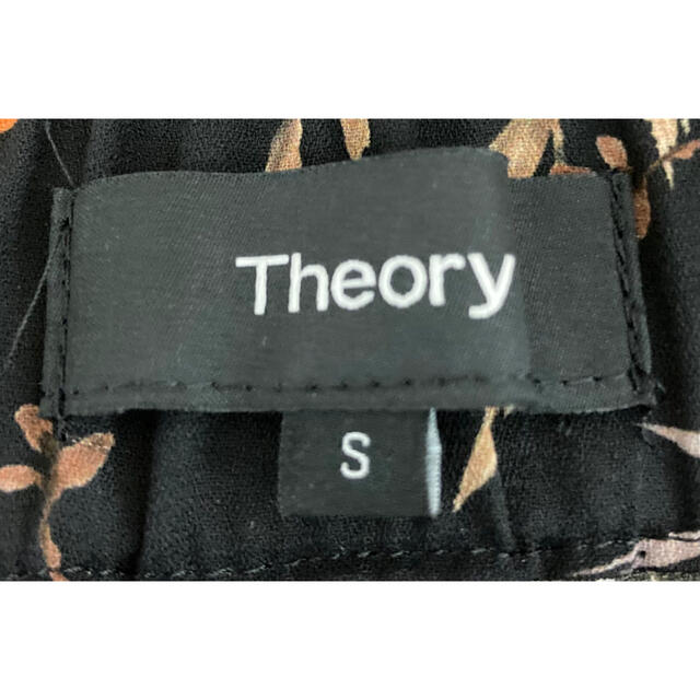 theory(セオリー)の○theory セオリー 花柄 ワイドパンツ レディースのパンツ(カジュアルパンツ)の商品写真