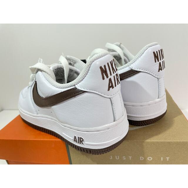 メール便に限り送料無料!! 【新品】23.5㎝ NIKE AIR FORCE 1 LOW
