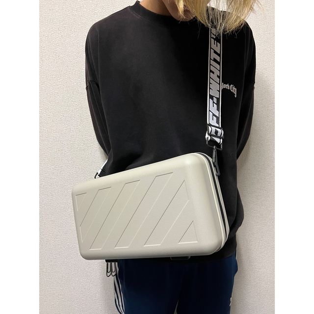 OFF-WHITE(オフホワイト)のoff_white ショルダーバッグ メンズのバッグ(ショルダーバッグ)の商品写真