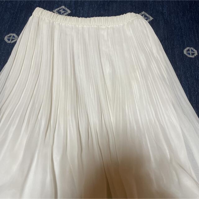 ■Sin プリーツスカート　刺繍付き レディースのスカート(ひざ丈スカート)の商品写真