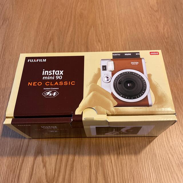 富士フイルム(フジフイルム)のFUJI FILM INSTAX MINI 90 ネオクラシック BROWN スマホ/家電/カメラのカメラ(フィルムカメラ)の商品写真