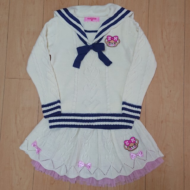 EARTHMAGIC(アースマジック)のLAFARY様専用 ⑰セーラーニット＆スカート 130 キッズ/ベビー/マタニティのキッズ服女の子用(90cm~)(ニット)の商品写真