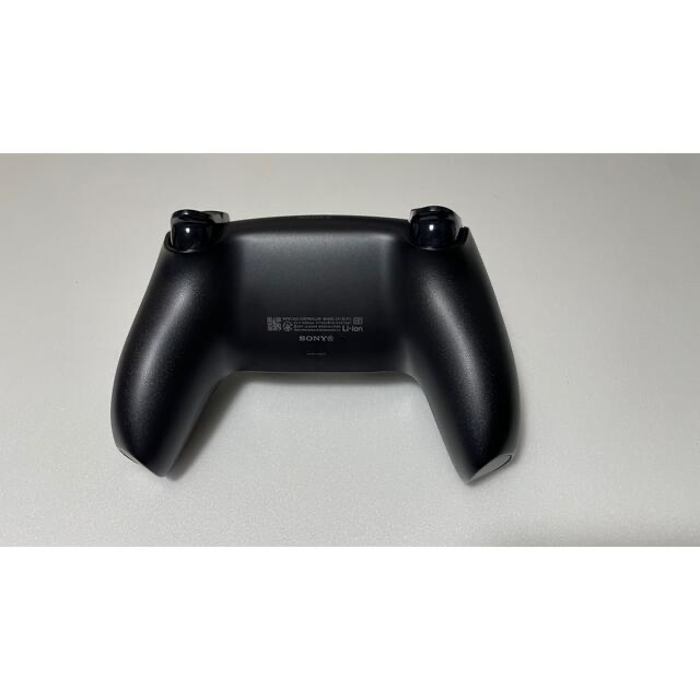 PlayStation(プレイステーション)のPlayStation5 コントローラー DualSense 黒 エンタメ/ホビーのゲームソフト/ゲーム機本体(その他)の商品写真