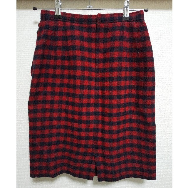 秋冬　タイトスカート　赤チェック レディースのスカート(ひざ丈スカート)の商品写真