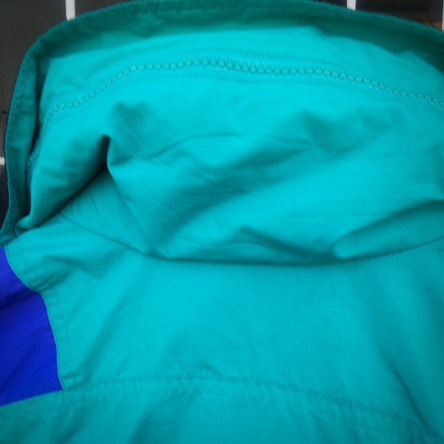 Columbia(コロンビア)のColumbia　コロンビア　アースカラー　ナイロンジャケット　アノラック メンズのジャケット/アウター(ナイロンジャケット)の商品写真