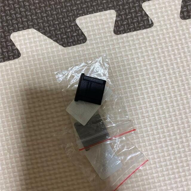 ホットシューカバー２個 スマホ/家電/カメラのカメラ(コンパクトデジタルカメラ)の商品写真