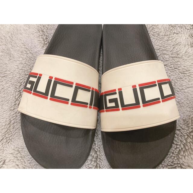 Gucci(グッチ)のGUCCI グッチ　ストライプロゴ　ラバーサンダル　２８センチ メンズの靴/シューズ(サンダル)の商品写真