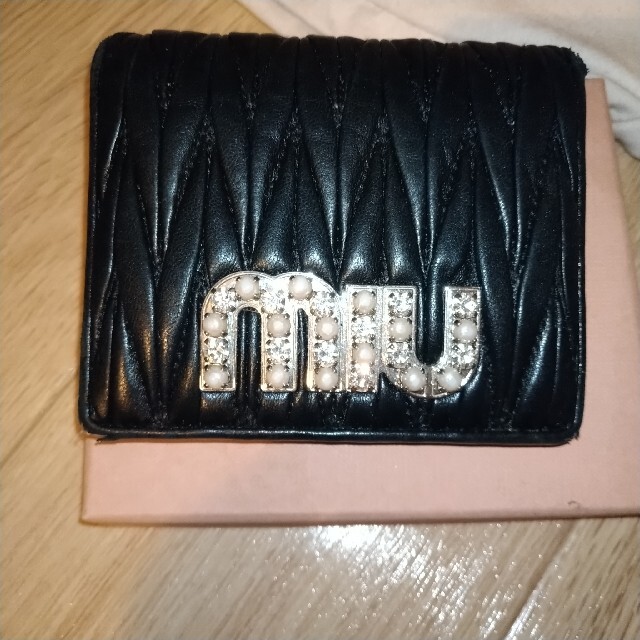 miumiu(ミュウミュウ)のMIUMIU マテラッセ 財布 レディースのファッション小物(財布)の商品写真