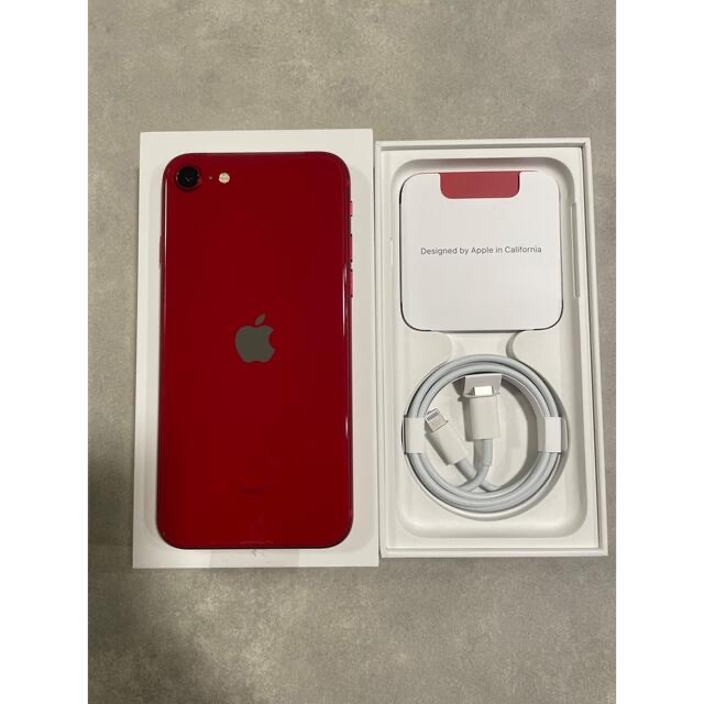 iPhone(アイフォーン)の新品未使用 iPhoneSE 第3世代 Red 64gb simフリー スマホ/家電/カメラのスマートフォン/携帯電話(スマートフォン本体)の商品写真