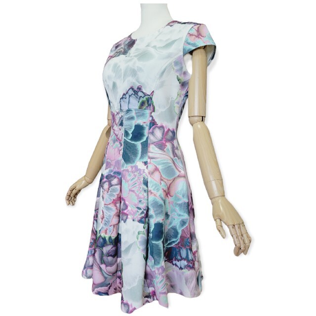 【極美品】TED BAKER MAH  SKATER DRESS 2