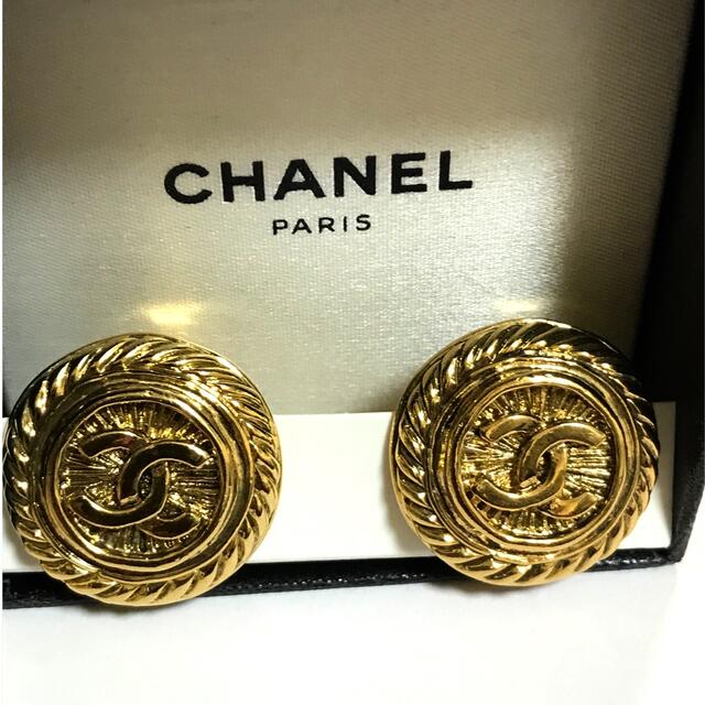 CHANEL(シャネル)のCHANEL❤️パリ本店　93年　正規　極美品　ヴィンテージ　　稀少　ココマーク レディースのアクセサリー(イヤリング)の商品写真