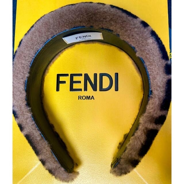 【これからの季節に】FENDI   フェンディ　ファー　カチューシャ 3