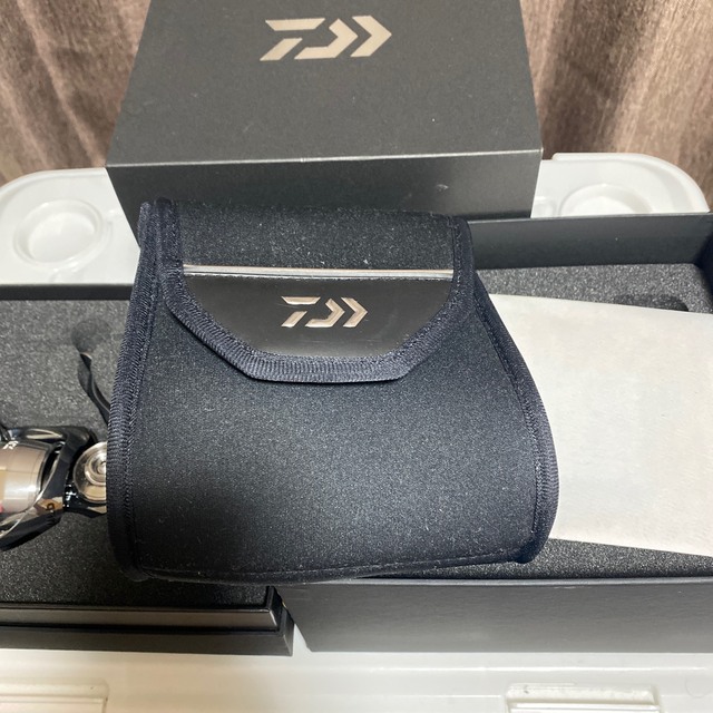 ダイワ 22イグジスト LT2500S-H 新品 ダイワ 22イグジスト LT2500S-H 新品