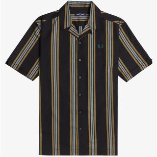 フレッドペリー(FRED PERRY)のフレッドペリー　半袖シャツ　L(シャツ)