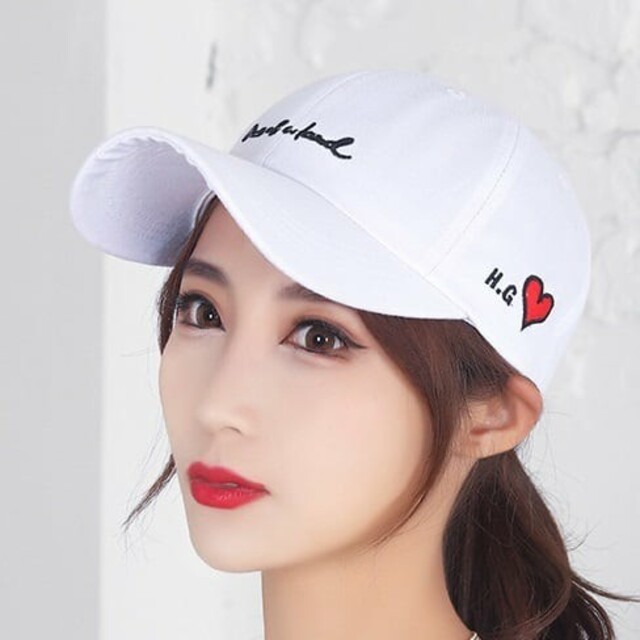 白 帽子 男女兼用 トレンドキャップ ホワイト 早い者勝ち韓国 ロゴ メンズレの通販 by ももも's shop|ラクマ