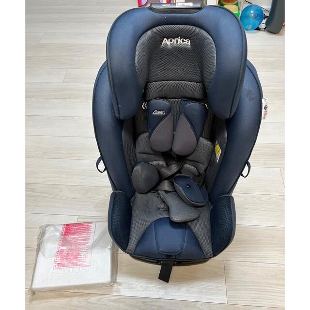 Aprica(アップリカ)のフォームフィット ISOFIX 360° セーフティー チャイルドシート キッズ/ベビー/マタニティの外出/移動用品(自動車用チャイルドシート本体)の商品写真