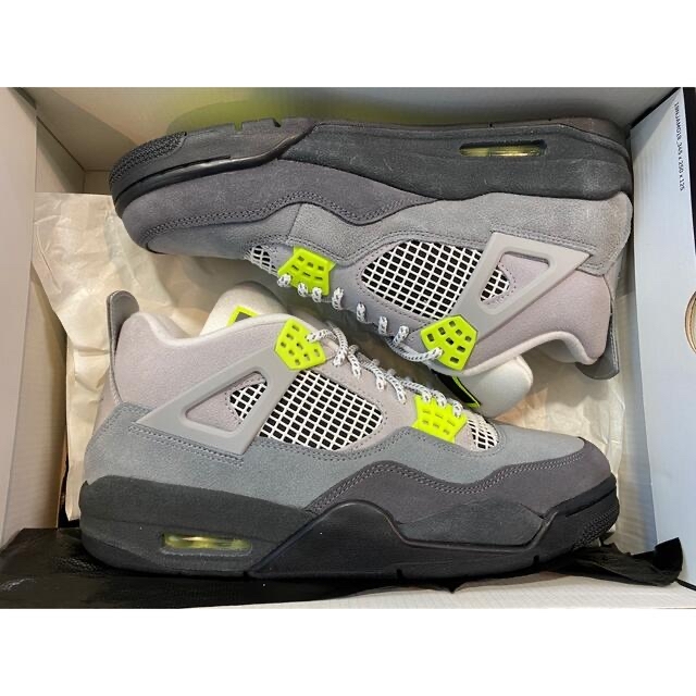 NIKE AIR JORDAN 4 RETRO SE VOLT US9.5 新品