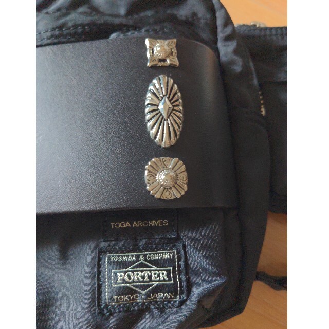 TOGA(トーガ)のTOGA PORTER  ウエストバッグ　黒 メンズのバッグ(ウエストポーチ)の商品写真
