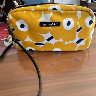 マリメッコ(marimekko)の最終値ハンドメイド　マリメッコ 生地ショルダーバック(その他)