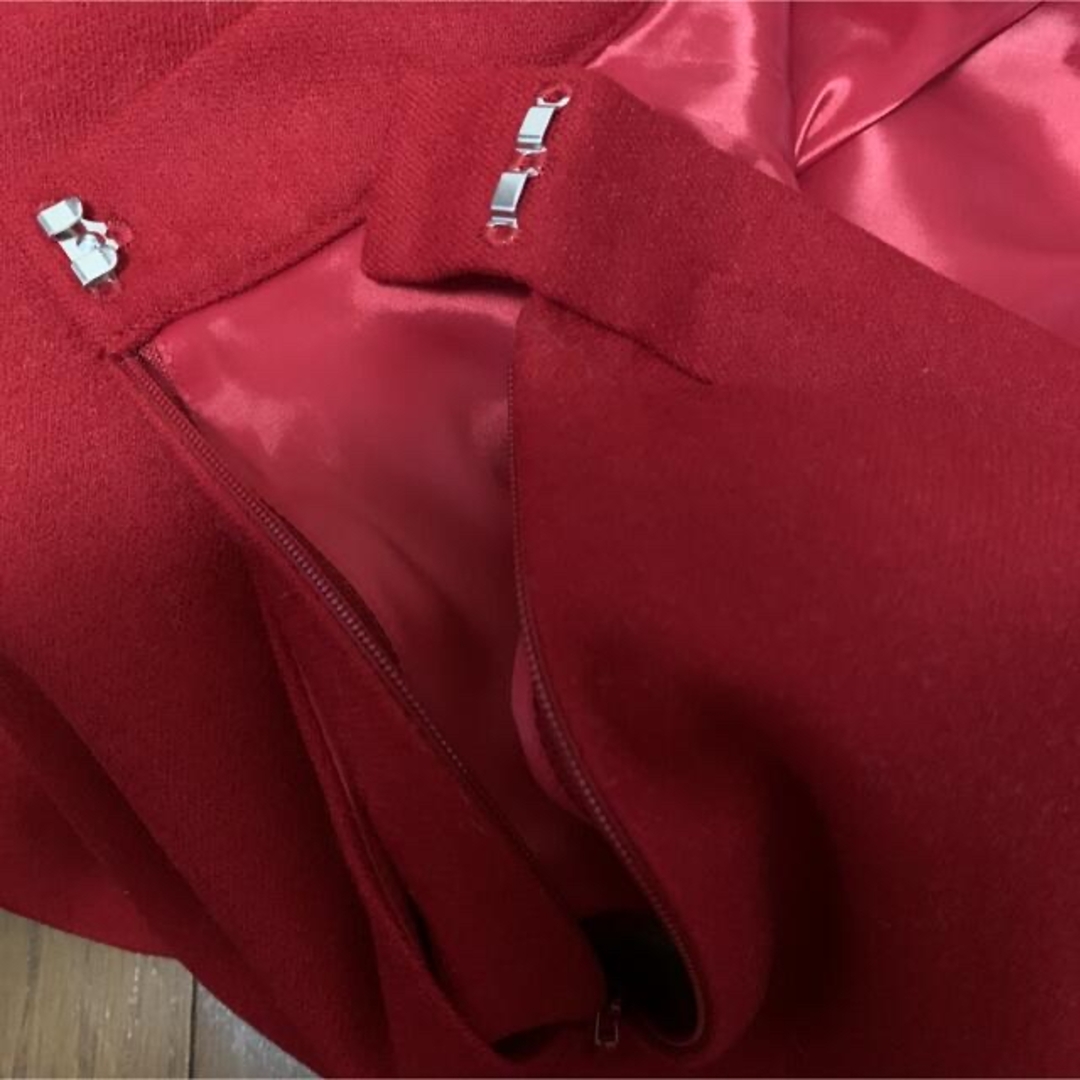 UNITED ARROWS(ユナイテッドアローズ)のフレアスカート 赤 ロングスカート レディースのスカート(ロングスカート)の商品写真