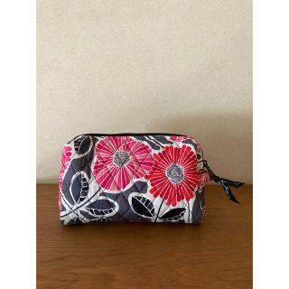 ヴェラブラッドリー(Vera Bradley)のヴェラブラッドリー　ポーチ　新品未使用(ポーチ)