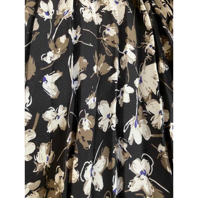 LOWRYS FARM(ローリーズファーム)の♥️美品♥️LOWRYSFARM ロングスカート花柄 レディースのスカート(ロングスカート)の商品写真