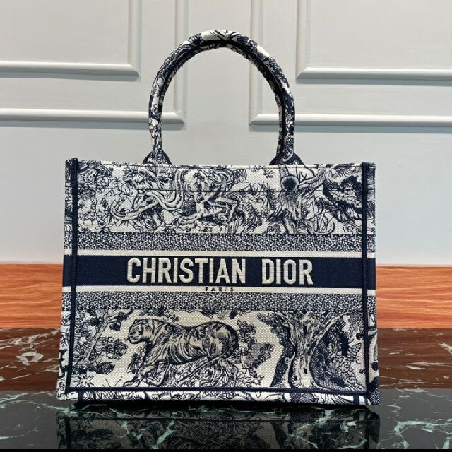 贈答 クリスチャン ディオール Christian Dior ブックトート ラージ 花 