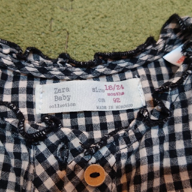 ZARA KIDS(ザラキッズ)のZARAbaby チェックシャツ　90 キッズ/ベビー/マタニティのキッズ服女の子用(90cm~)(ブラウス)の商品写真