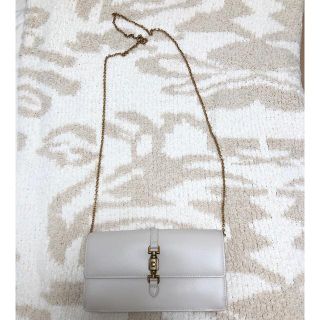 チャールズアンドキース(Charles and Keith)のcharles&keith チェーンウォレット　バッグ(ショルダーバッグ)