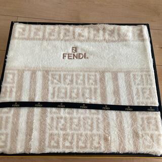 ◆新品未使用◆FENDI◆ フェンディ◆シルク混綿毛布◆