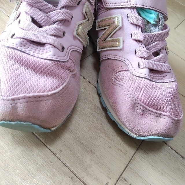 New Balance(ニューバランス)の記名無し★ニューバランス NB 18.5cm 中古 ピンク キッズ/ベビー/マタニティのキッズ靴/シューズ(15cm~)(スニーカー)の商品写真