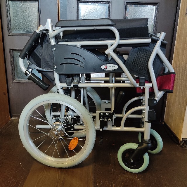 Care-Tec Japan ハピネスライト CA-22SU 介助式車椅子 即納!最大半額