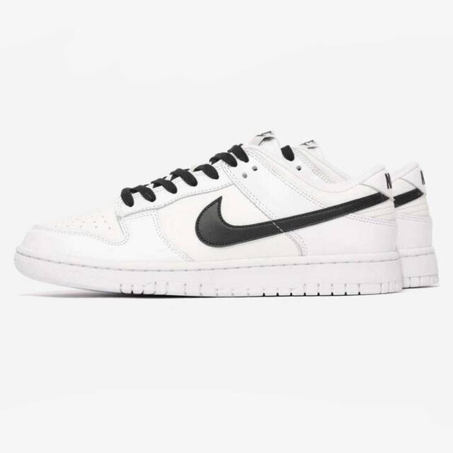 NIKE(ナイキ)のNIKE DUNK LOW RETRO WHITE BLACK ダンク 27cm メンズの靴/シューズ(スニーカー)の商品写真