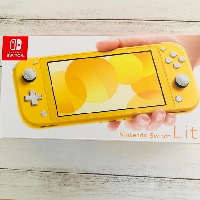 【匿名配送】新品未開封　任天堂　スイッチライト　イエロー Switch lite