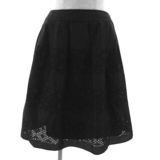 インディヴィ(INDIVI)のINDIVI スカート ギャザースカート フレア ミディ丈 刺繍 黒 38(ひざ丈スカート)