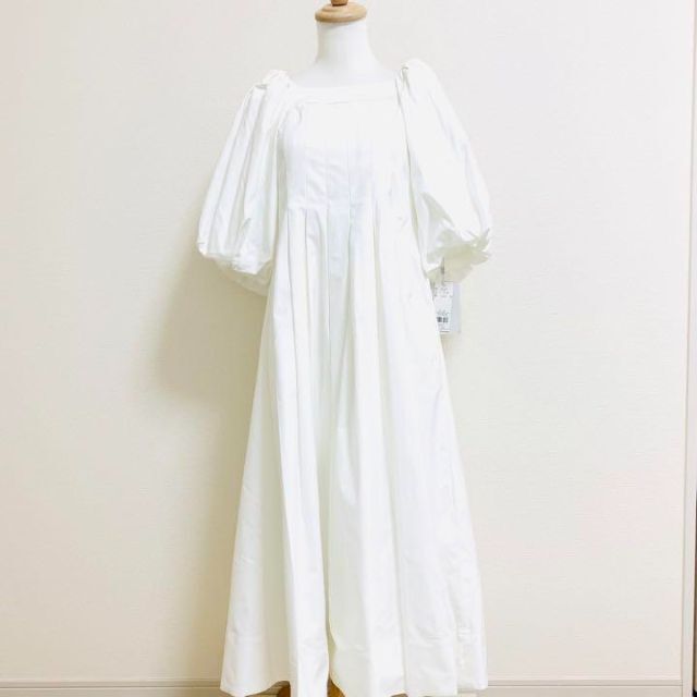 CELFORD - 新品タグ付 CELFORD セルフォード スクエアネック CELFORD - 新品タグ付 CELFORD セルフォード スクエアネック