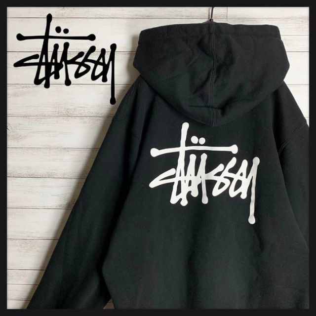 【即完売モデル】 STUSSY ステューシー パーカー デカロゴ 定番カラー M | フリマアプリ ラクマ