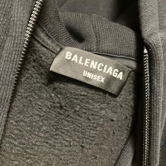 Balenciaga(バレンシアガ)のbalenciaga  オーバーサイズフーディ　パーカー メンズのトップス(パーカー)の商品写真