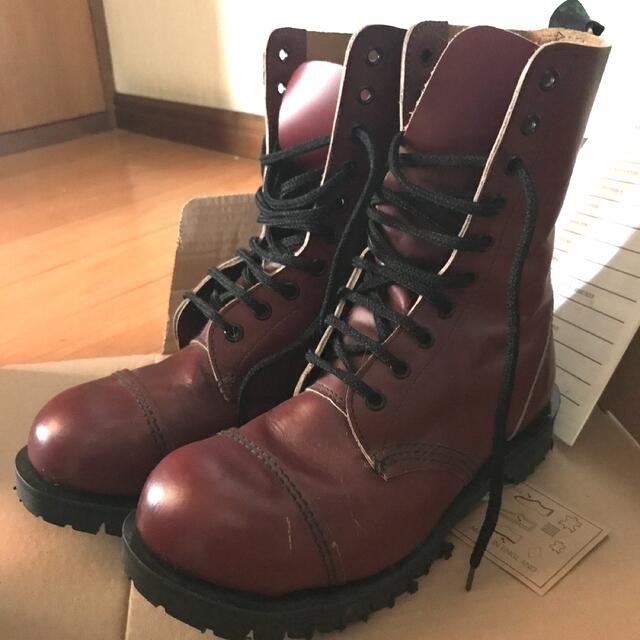 GETTA GRIP - ゲッタグリップ10ホールブーツ チェリーレッドの GETTA GRIP - ゲッタグリップ10ホールブーツ チェリーレッドの