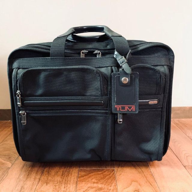 TUMI トゥミ キャリーバッグ 26104D4 新発売の xn