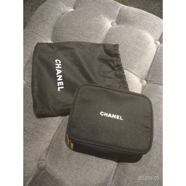 CHANEL(シャネル)の🍀これが最終プライスです🍀シャネルマルチポーチ コスメ/美容のメイク道具/ケアグッズ(メイクボックス)の商品写真