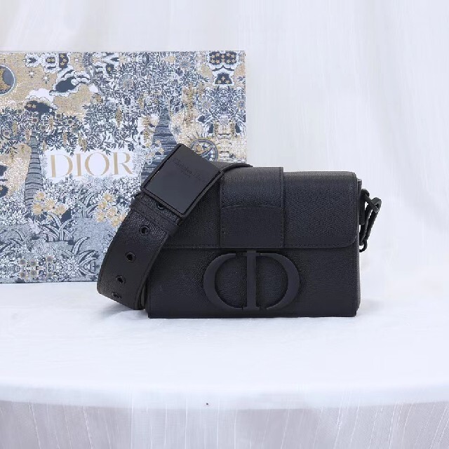 【まとめ買い】 ディオール 新品 - Dior DIOR モンテ 黒 ボックスバッグ MONTAIGNE 30 ショルダーバッグ
