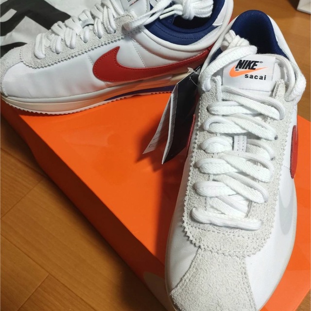 NIKE(ナイキ)の27.0cm サカイ × ナイキ ズーム コルテッツ ホワイト レッド メンズの靴/シューズ(スニーカー)の商品写真